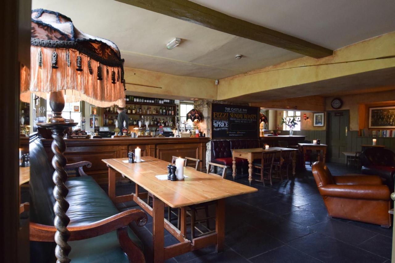 The Castle Inn Bradford-On-Avon Exterior foto